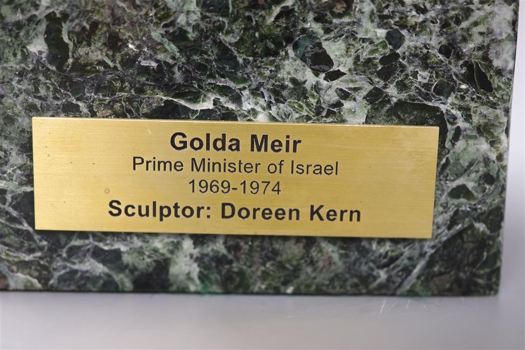 Doreen Kern, bronze bust of Golda Meir, Prime Minister of Israel 1969-1974, on marble base, total height 33cm